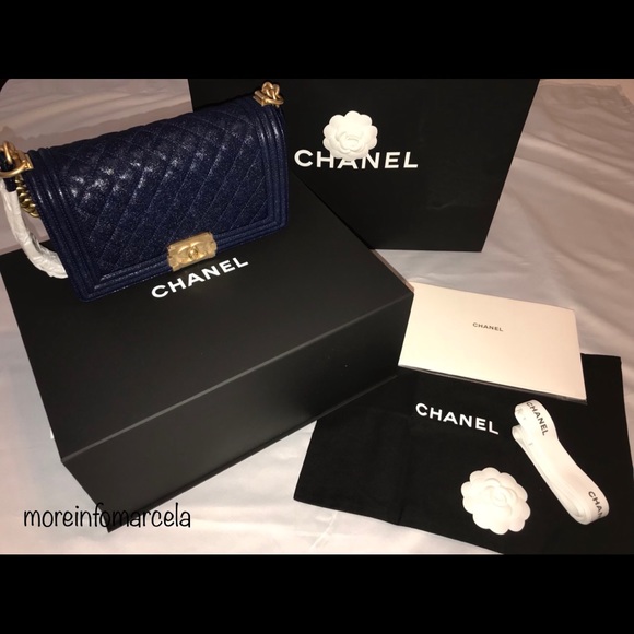 🚨SOLD🚨NWT Authentic CHANEL Boy Flap Bag - Picture 1 of 8